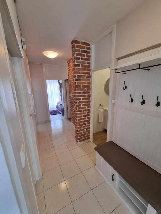 Babylu Apartman Zara Esterno foto