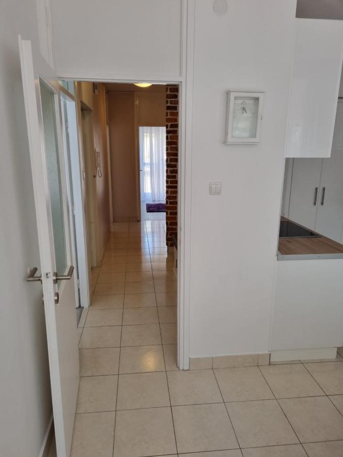 Babylu Apartman Zara Esterno foto