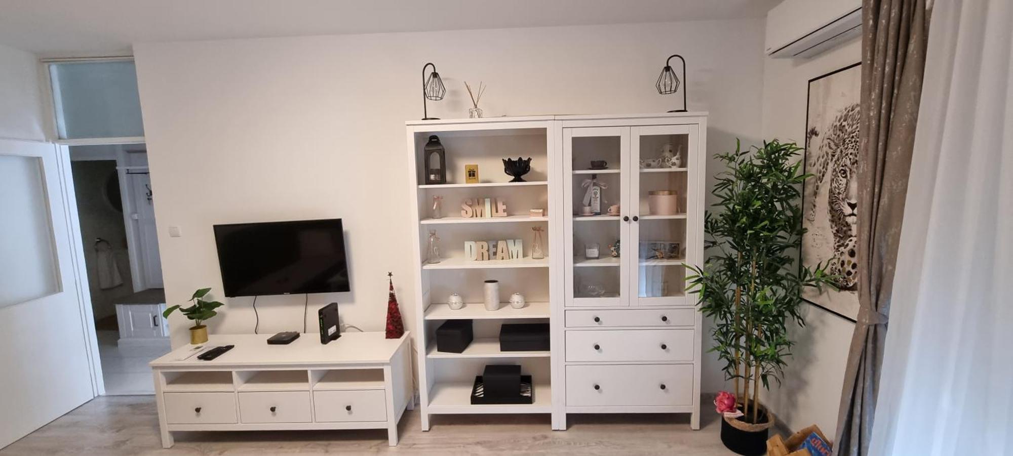 Babylu Apartman Zara Esterno foto
