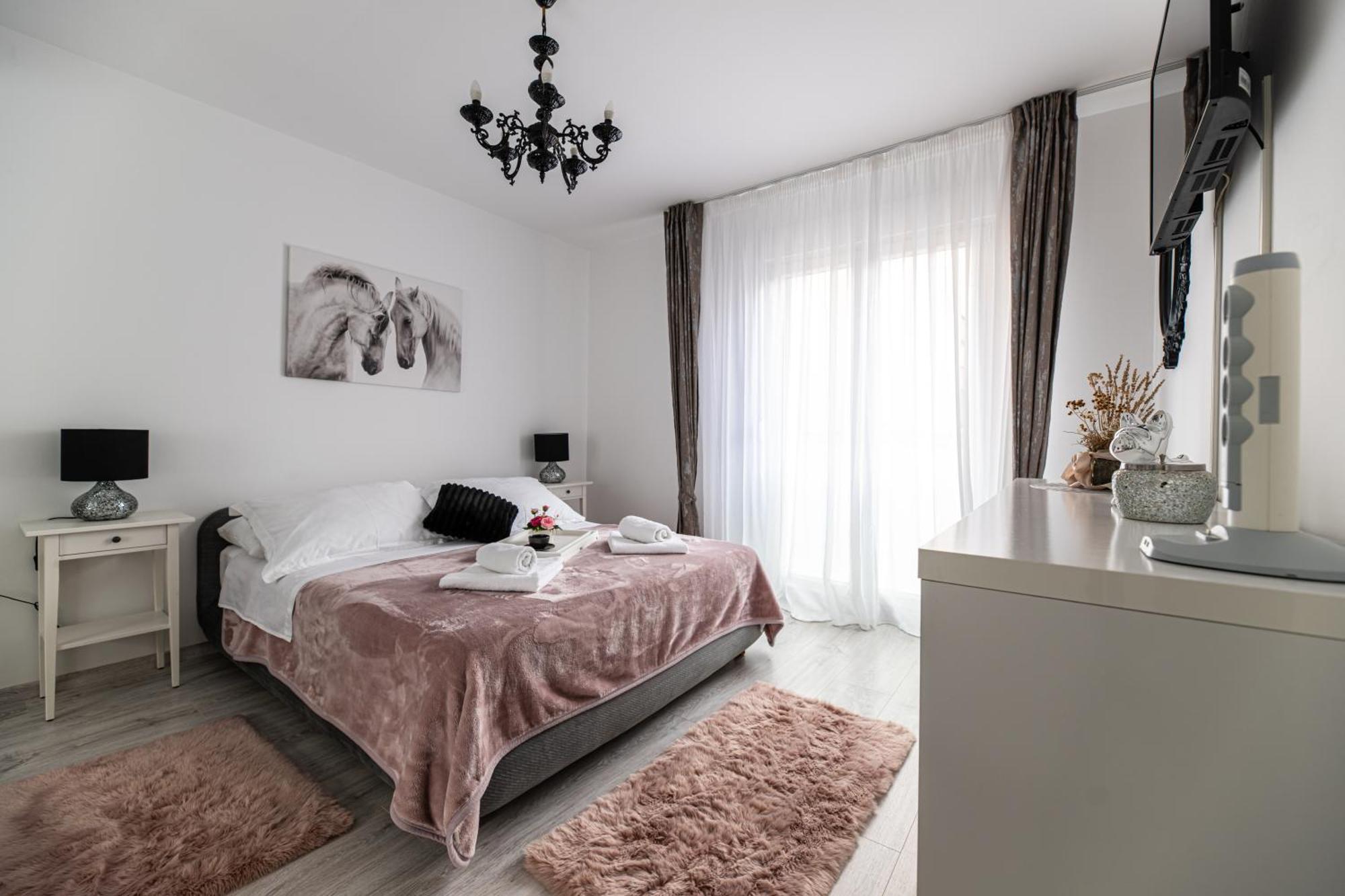 Babylu Apartman Zara Esterno foto